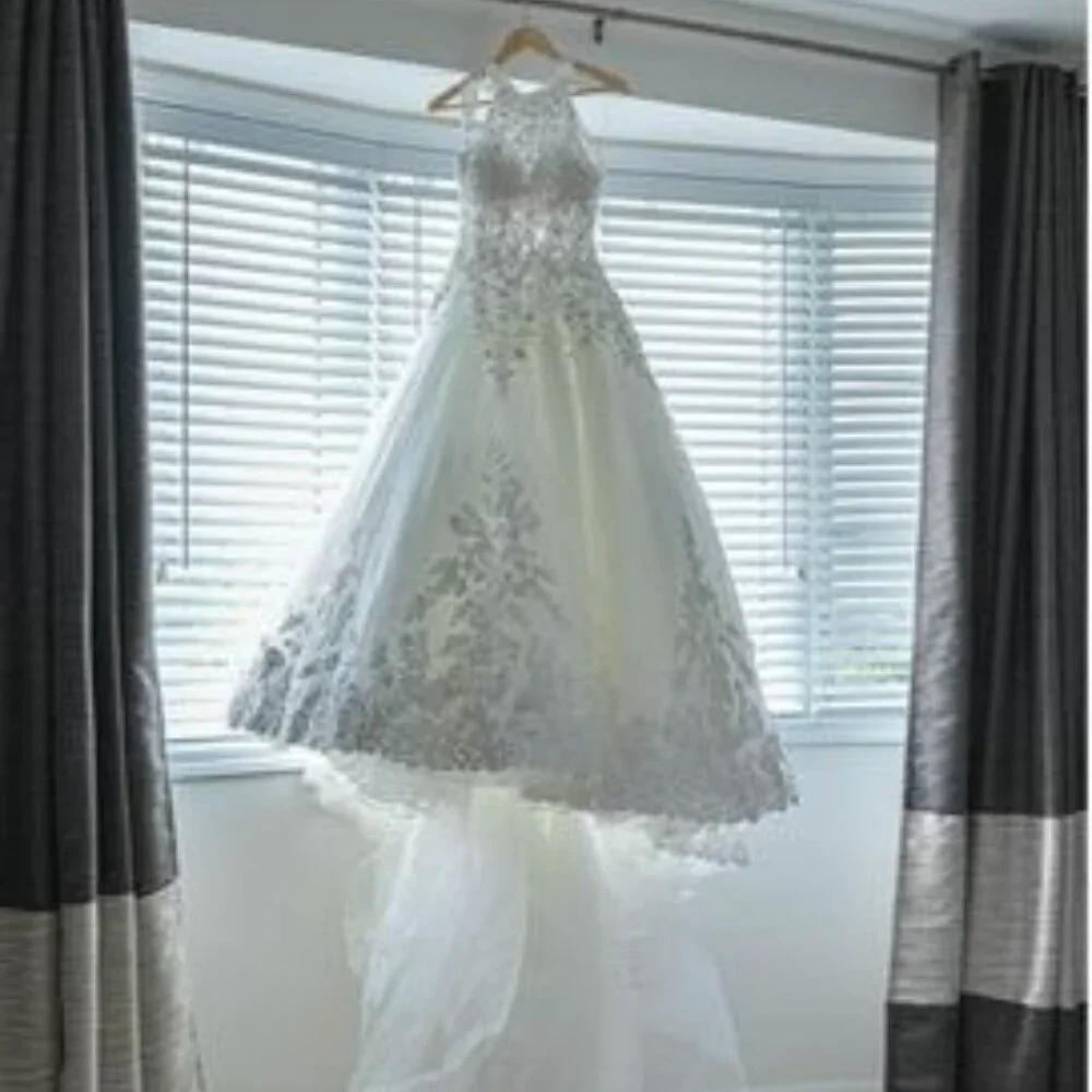 wedding dress - Picture 3 of 5